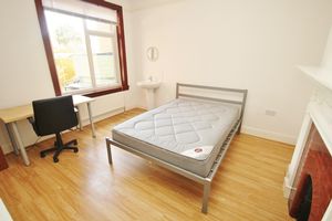 Photo 25- click for photo gallery